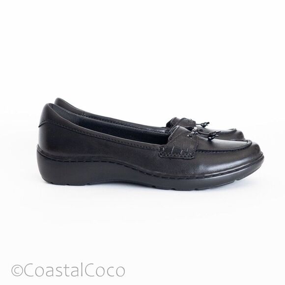 Clarks Women's Cora Haley Loafer Black Leather 7.5 Sleek Comfort Preppy Office - Picture 6 of 12